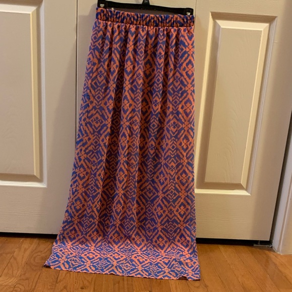 Forever 21 Aztec Boho Pattern Skirt - Picture 6 of 7